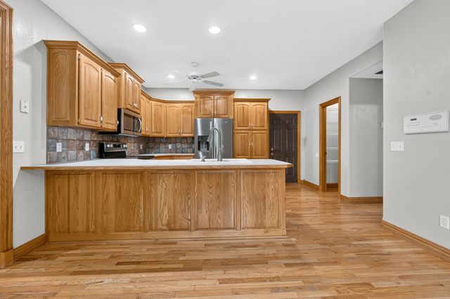392 N Niangua Drive, Nixa, MO 65714