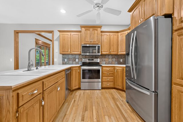 392 N Niangua Drive, Nixa, MO 65714