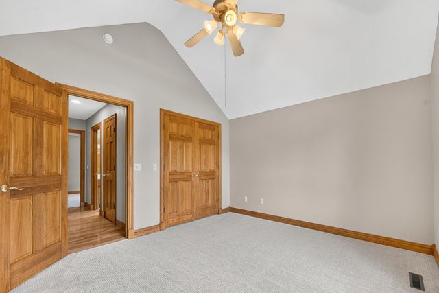 392 N Niangua Drive, Nixa, MO 65714
