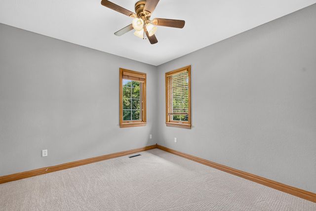 392 N Niangua Drive, Nixa, MO 65714