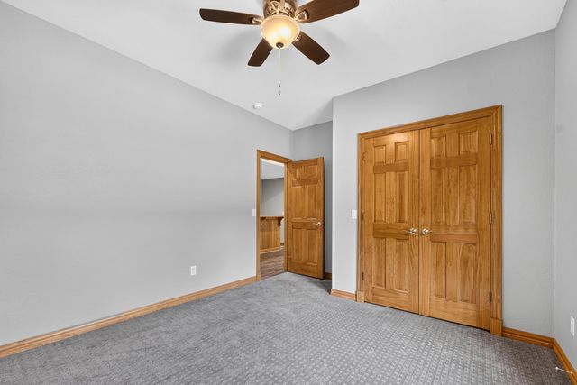 392 N Niangua Drive, Nixa, MO 65714