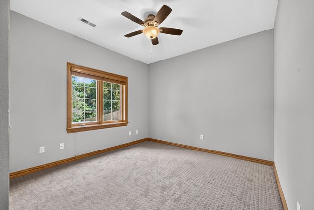 392 N Niangua Drive, Nixa, MO 65714