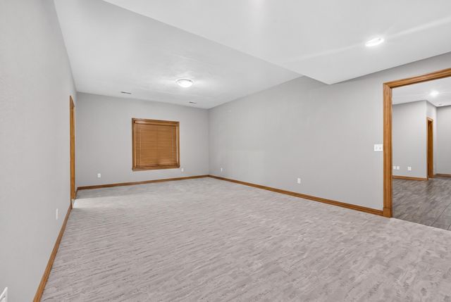 392 N Niangua Drive, Nixa, MO 65714