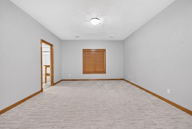 392 N Niangua Drive, Nixa, MO 65714