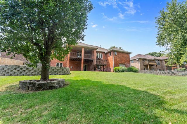 392 N Niangua Drive, Nixa, MO 65714