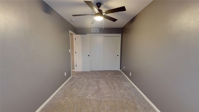 338 Holiday Circle 81, West Des Moines, IA 50265