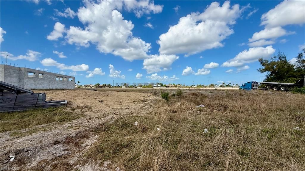 324 NW 31st PL, CAPE CORAL, FL 33993 — photo 3