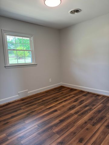 3779 Old Franklin, Glade Hill, VA 24092