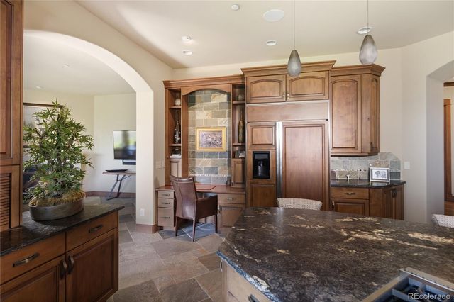 602 Cliffgate Lane, Castle Rock, CO 80108