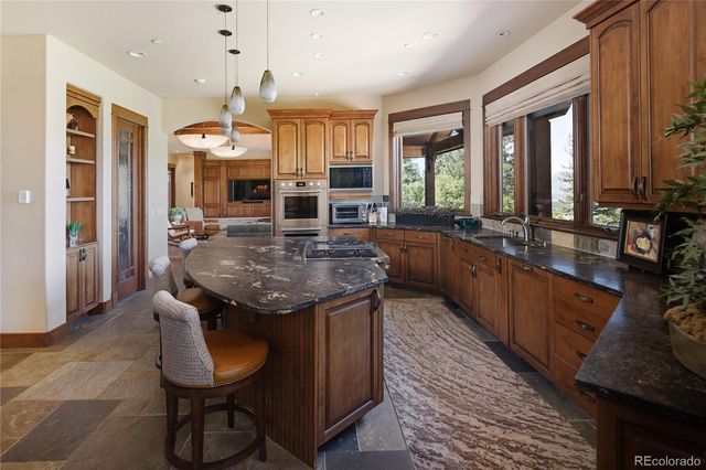 602 Cliffgate Lane, Castle Rock, CO 80108