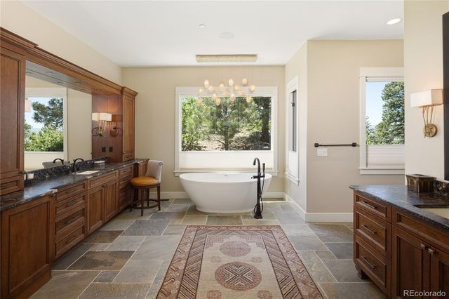 602 Cliffgate Lane, Castle Rock, CO 80108