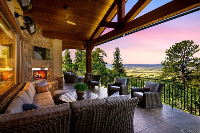 602 Cliffgate Lane, Castle Rock, CO 80108