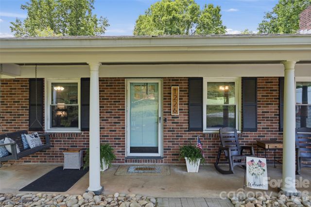 1226 Pine Grove Road, Morganton, NC 28655
