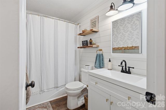 1226 Pine Grove Road, Morganton, NC 28655