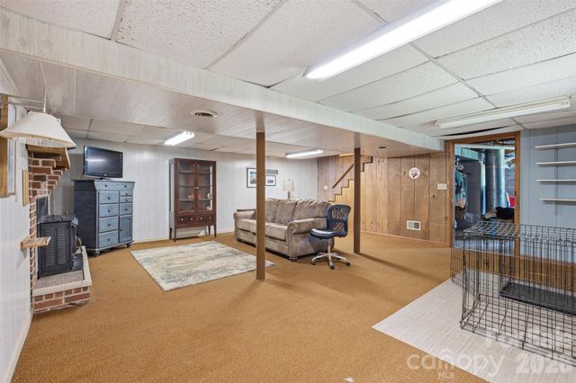 1226 Pine Grove Road, Morganton, NC 28655