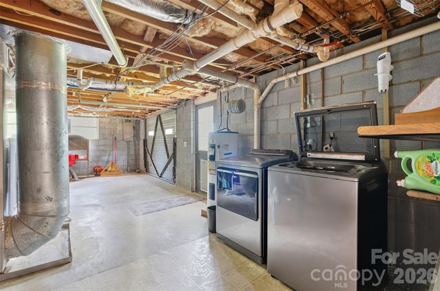 1226 Pine Grove Road, Morganton, NC 28655