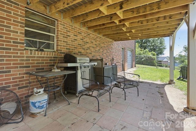 1226 Pine Grove Road, Morganton, NC 28655