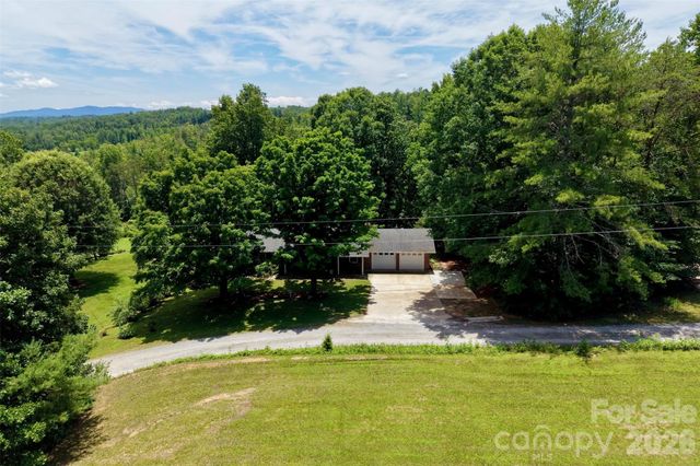 1226 Pine Grove Road, Morganton, NC 28655