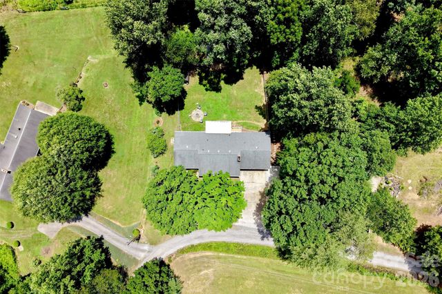 1226 Pine Grove Road, Morganton, NC 28655