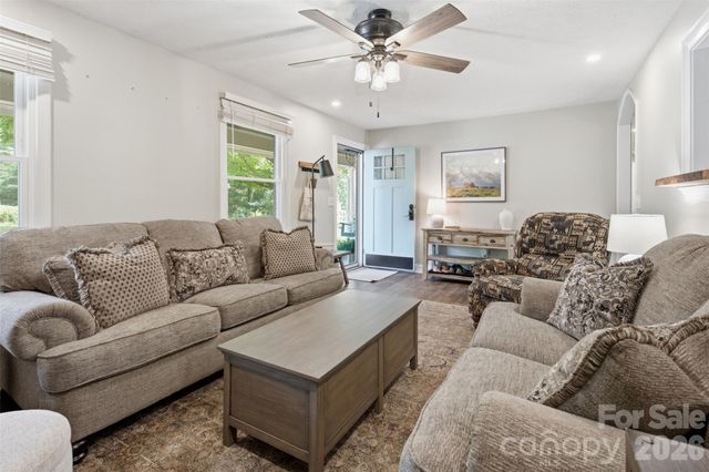 1226 Pine Grove Road, Morganton, NC 28655
