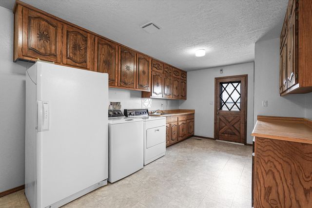 1717 Catron Court SE, Albuquerque, NM 87123