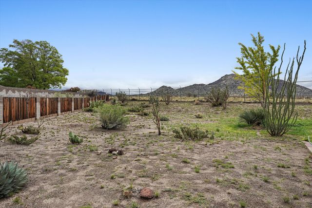 1717 Catron Court SE, Albuquerque, NM 87123
