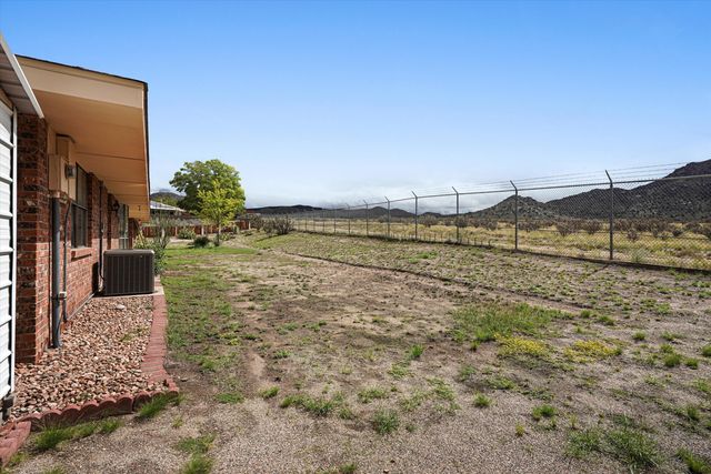 1717 Catron Court SE, Albuquerque, NM 87123