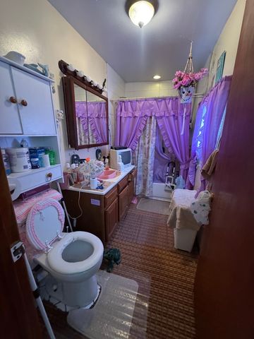 5448 W Iowa Street, Chicago, IL 60651