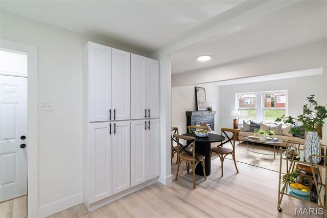 1510 Westmont Place, St Louis, MO 63130