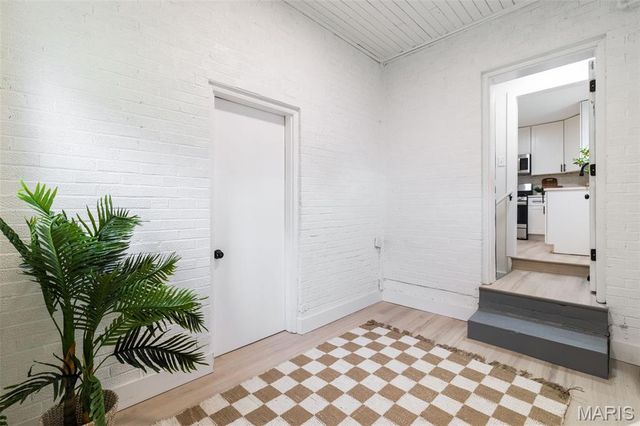 1510 Westmont Place, St Louis, MO 63130