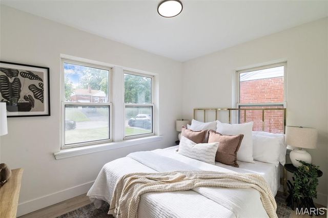 1510 Westmont Place, St Louis, MO 63130