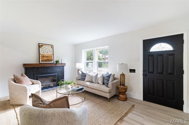 1510 Westmont Place, St Louis, MO 63130