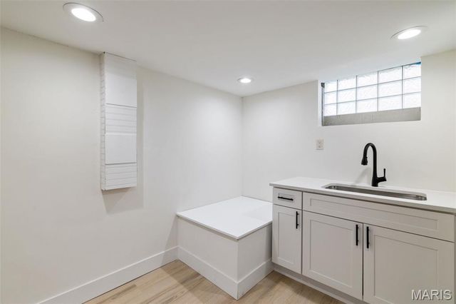 1510 Westmont Place, St Louis, MO 63130