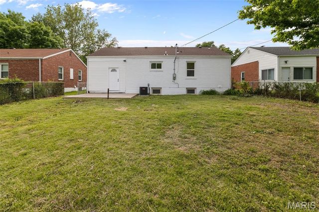 1510 Westmont Place, St Louis, MO 63130
