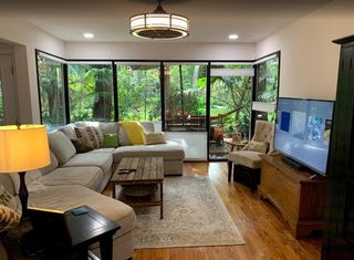 8211 Katy Freeway 16, Houston, TX 77024