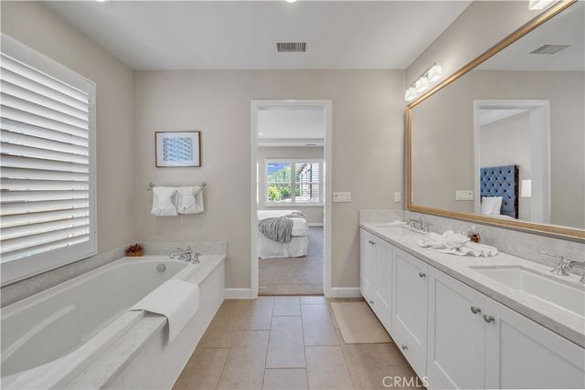 138 Stallion, Irvine, CA 92602