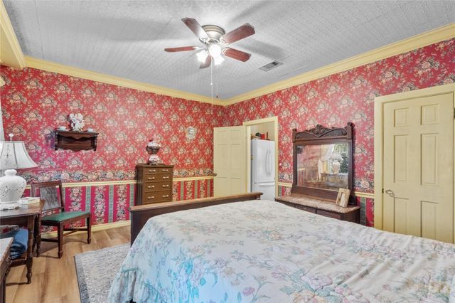 2641 Us-69 N, Doucette, TX 75942