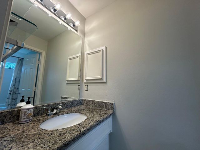 2030 Bailey Street, Houston, TX 77006