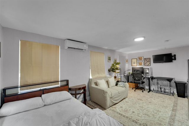 812 Pennsylvania Avenue, Fort Lauderdale, FL 33312