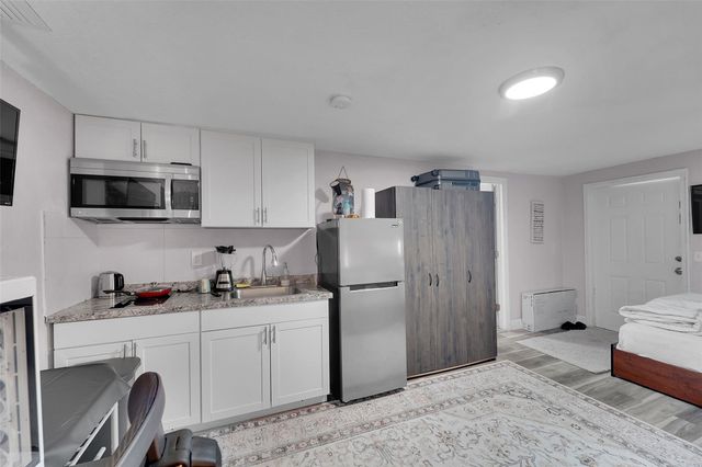 812 Pennsylvania Avenue, Fort Lauderdale, FL 33312