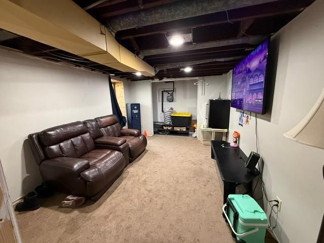 987 Lawson Avenue E, Saint Paul, MN 55106