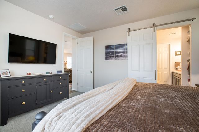 1310 Vallecito Court NW, Los Lunas, NM 87031