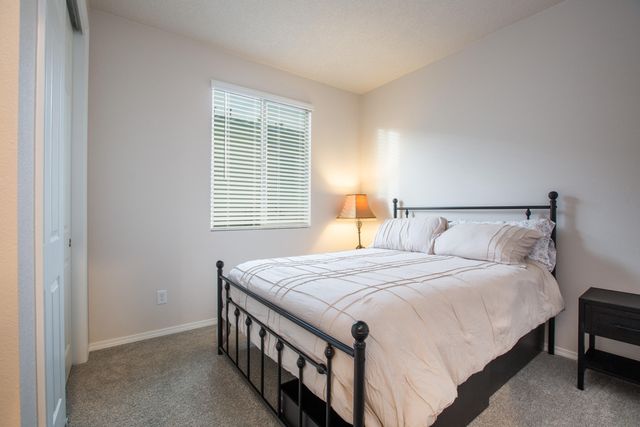 1310 Vallecito Court NW, Los Lunas, NM 87031