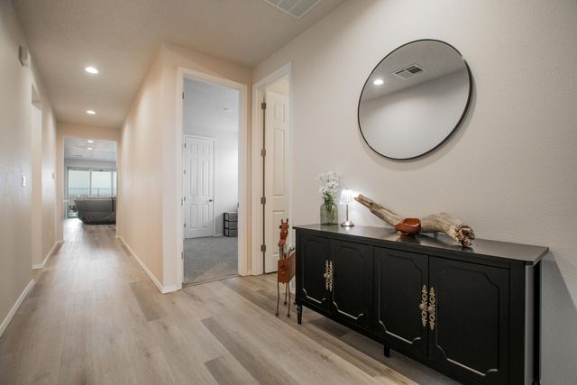 1310 Vallecito Court NW, Los Lunas, NM 87031
