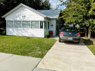 606 W 10th Street, Lynn Haven, FL 32444