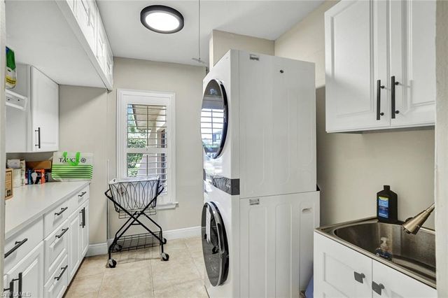 2361 Longboat DR, Naples, FL 34104