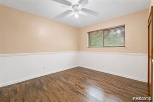 29143 Dover Avenue, Warren, MI 48088