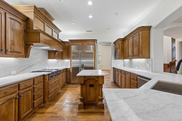 1101 King Mark Drive, Lewisville, TX 75056