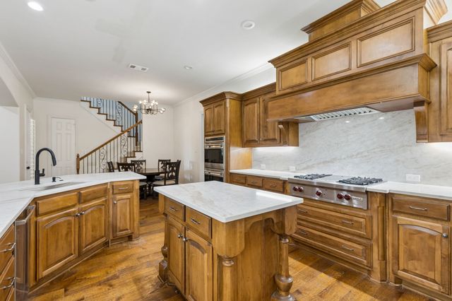 1101 King Mark Drive, Lewisville, TX 75056