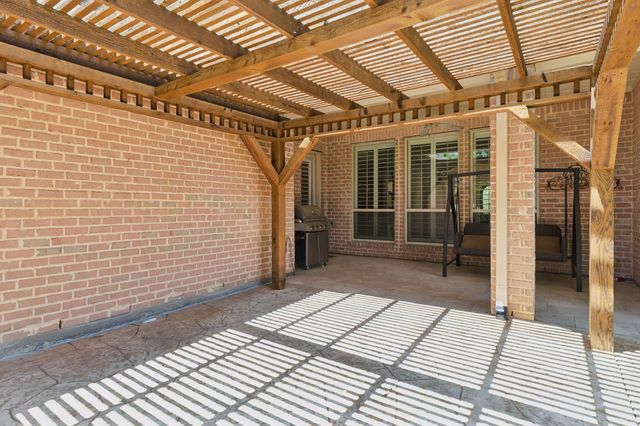 1101 King Mark Drive, Lewisville, TX 75056
